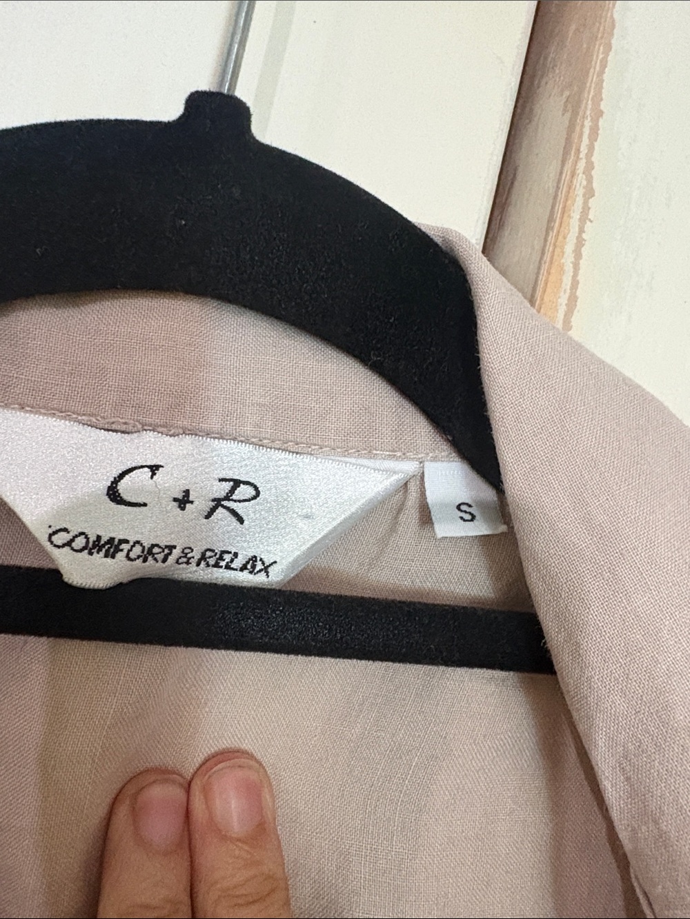 Sleeveless Linen Button-Front Collared Sleeveless Top Taupe - Picture 3 of 4